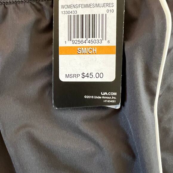 Under Armour women’s S capri bottoms - Picture 3 of 4